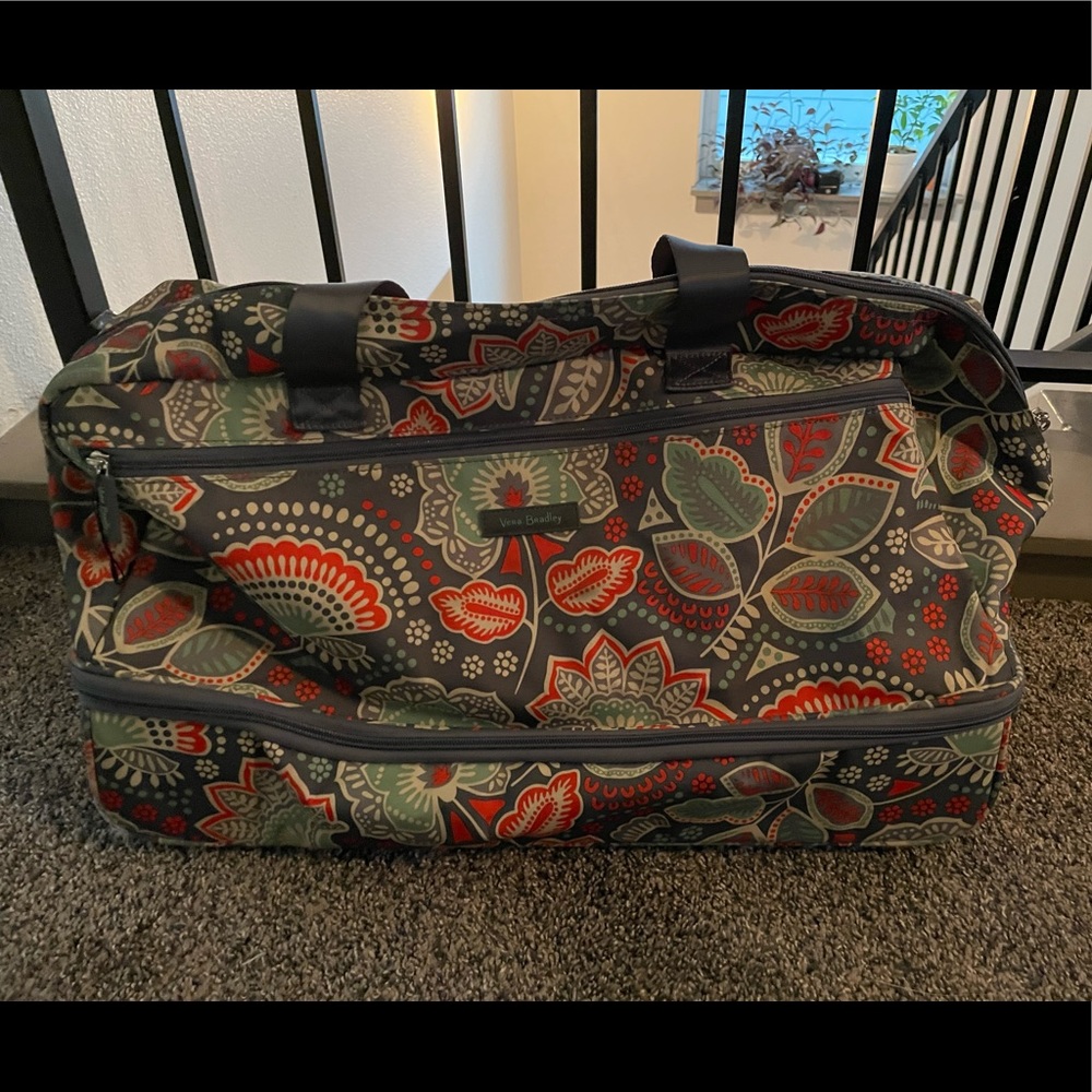 Vera Bradley Nodmadic Floral Rolling Duffel